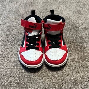 Puma Kids Red and White Sneakers